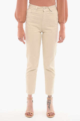 Mom Fit High Waisted Jeans