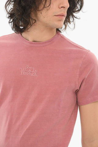 T-shirt Girocollo con Lettering Ricamato Ton-sur-ton