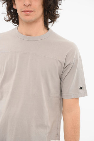 T-shirt with Visible Stitching and Logo Patch
