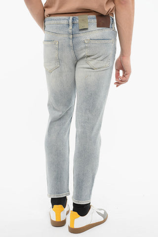 Distressed JACK Denims with Tapered-fit and Light Wash 17cm