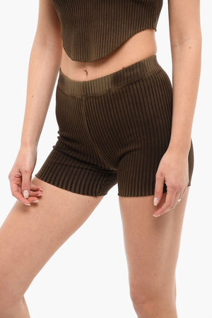 Shorts a Coste con Dettaglio Distressed