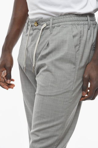 Carrot Fit MITTE Single-Pleat Pants with Drawstring Waist