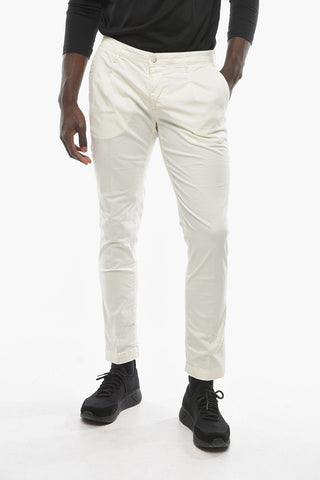 Solid Color NEWTOWN Single Pleat Pants with Button Closure
