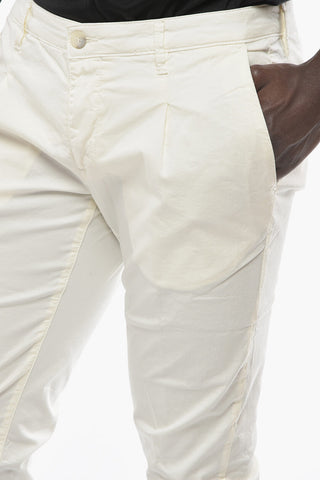 Solid Color NEWTOWN Single Pleat Pants with Button Closure