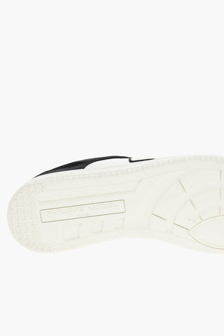 Sneakers Low-Top In Pelle Scamosciata Con Logo Ricamato