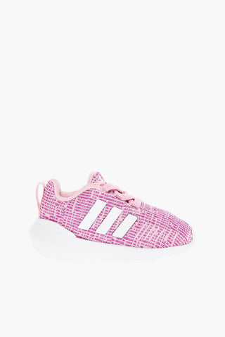 SWIFT RUN 22 Lace-up Sneakers with Side Stripes