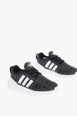SWIFT RUN 22 Lace-up Sneakers with Side Stripes