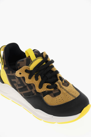 Sneakers in Pelle Allacciate con Dettaglio Logo