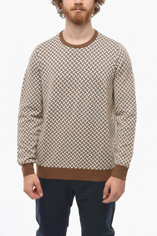 Lightweight Crew-neck  Sweater with Basket Wave Motif