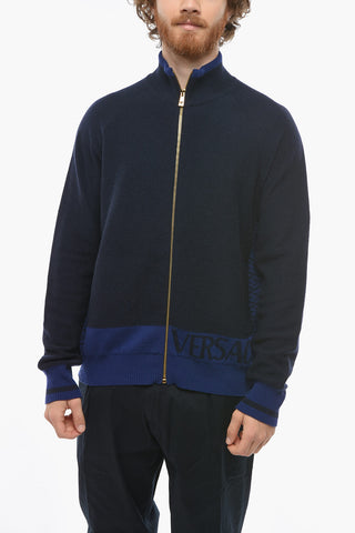 Maglia in Misto Cashmere con Zip e Motivo LA GRECA