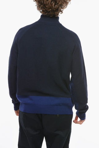 Maglia in Misto Cashmere con Zip e Motivo LA GRECA