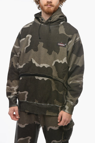 EASTPACK Oversized Hoodie Sweatshirt with Camouflage Pattern and Zipped Maxi Pocket
