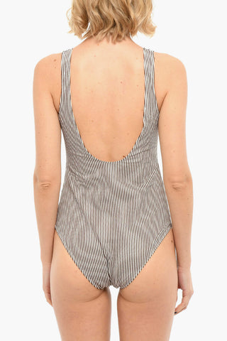 Costume Intero a Righe con Dettaglio da Allacciare