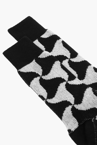 Cashmere Long Socks with WAVY STRIANGLE Motif
