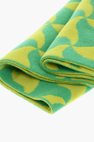 Sciarpa in Lana con Motivo WAVY TRIANGLE