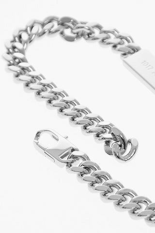 Collana In Catena Effetto Argentato con Logo Inciso