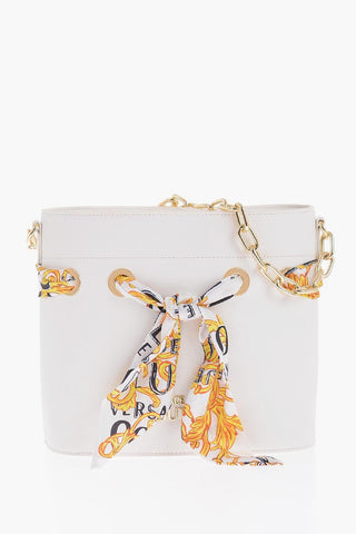 JEANS COUTURE Borsa a Secchiello in Ecopelle con Foulard Decorativo 