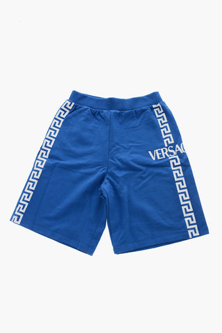 Shorts in Cotone con Dettagli Greca e Logo a Contrasto