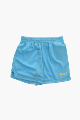 Set aus bedrucktem T-Shirt mit Rundhalsausschnitt und Mesh-Shorts