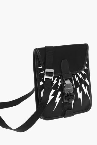 Borsa a Tracolla FAIR-ISLE THUNDERBOLT in Tinta Unita con Stampa a Contrasto e Rifiniture in Eco Pelle