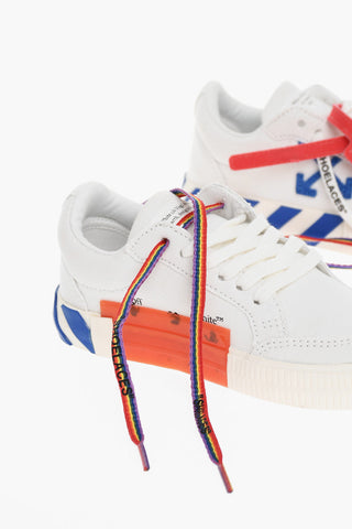 Sneakers VULCANIZED in Canvas con Dettagli a Contrasto