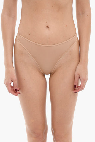 Thong CLOSSY with Cut Out Details