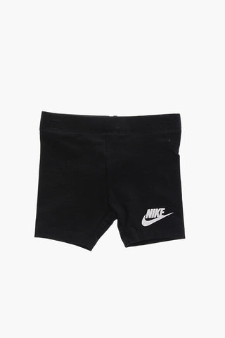 Set aus T-Shirt mit Rundhalsausschnitt und Radler-Shorts mit Logodruck