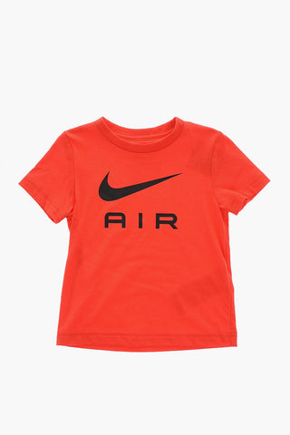 Set aus Crewneck-T-Shirt und Shorts