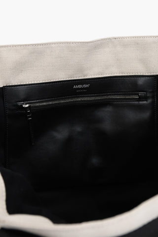 Borsa Tote con Logo in Rilievo e Pouch Interno Removibile