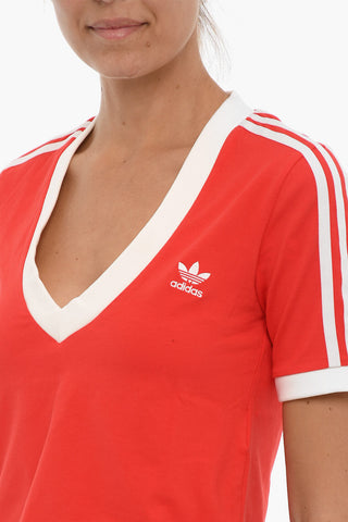 Two-Tone Cropped T-shirt with V-Neck
