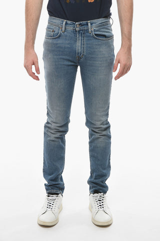 Medium-waisted Slim-fit Denims with Back Logo Patch 15,5cm