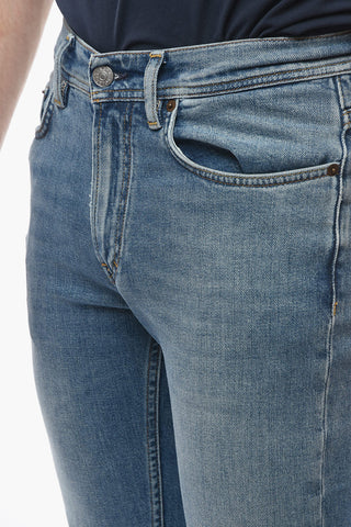 Medium-waisted Slim-fit Denims with Back Logo Patch 15,5cm