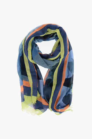 Foulard in Motivo Camouflying Pegaso con Bordi a Taglio Vivo