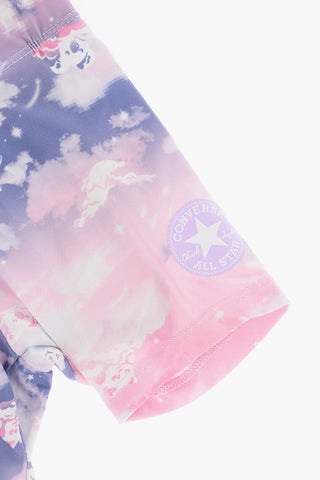 ALL STAR CHUCK TAYLOR Set T-Shirt Girocollo con Logo in Rilievo e Shorts Effetto Tie-Dye