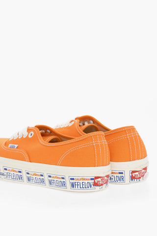 Sneakers Low-top AUTHENTIC 44 D In Tessuto