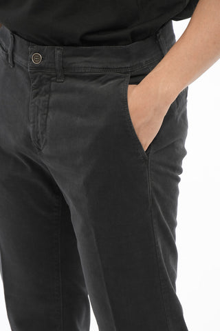 PENN-RICH Solid Color Cotton Gabardine Chino Pants