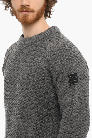 Maglia Girocollo in Tinta Unita con Patch Logo