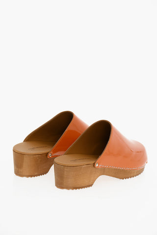 Sabot In Vernice Con Suola In Legno