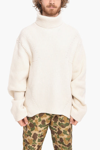 Pullover a Collo Alto in Lana e Cashmere a Costine