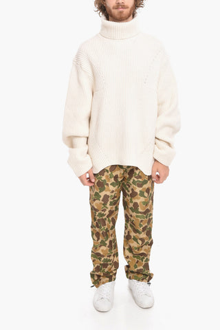 Pullover a Collo Alto in Lana e Cashmere a Costine