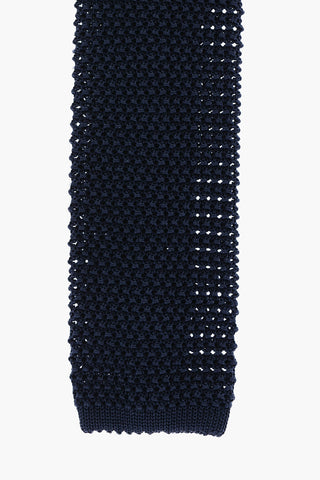 Crochet Traditional Tie