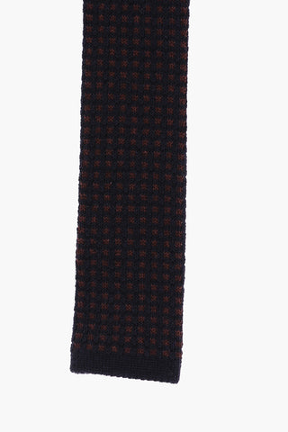 Two-Tone Crochet Traditional Tie