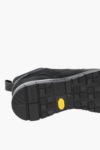 Sneakers in Camoscio a Tinta Unita