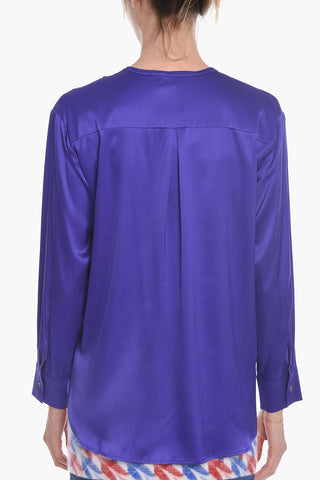 Camicia in Seta con Girocollo e Spacchi