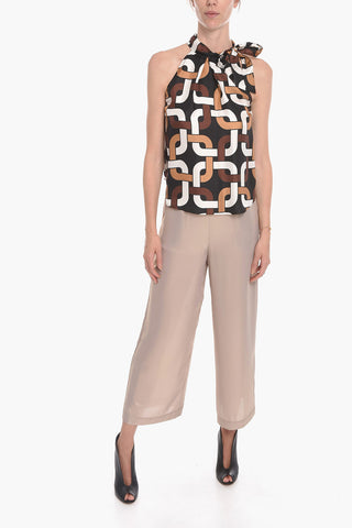 Top TARYN con Stampa Geometrica e Dettaglio da Allacciare