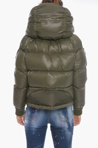 Piumino in Nylon con Maxi Cappuccio e Logo Patch
