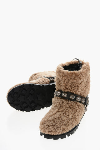 Stivaletti SHOW in Shearling di Montone con Bande Borchiate