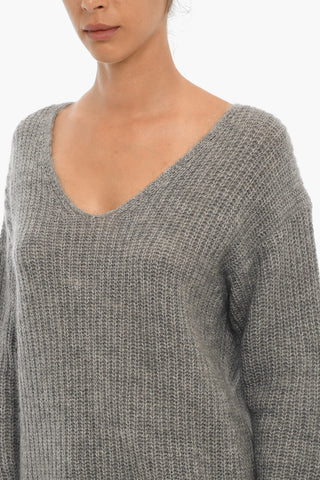 Maglia in Tinta Unita con Scollo a V
