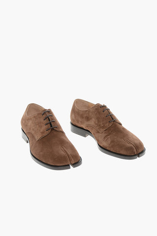 M22 Tabi Toe Suede Derby Shoes