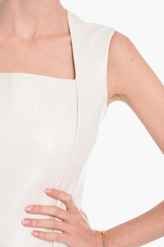 Vestito Midi Smanicato in Pelle con Scollo quadrato